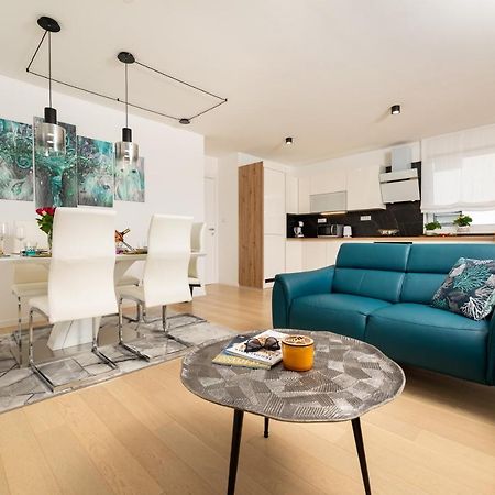 Sun Residence Krk Крк Экстерьер фото
