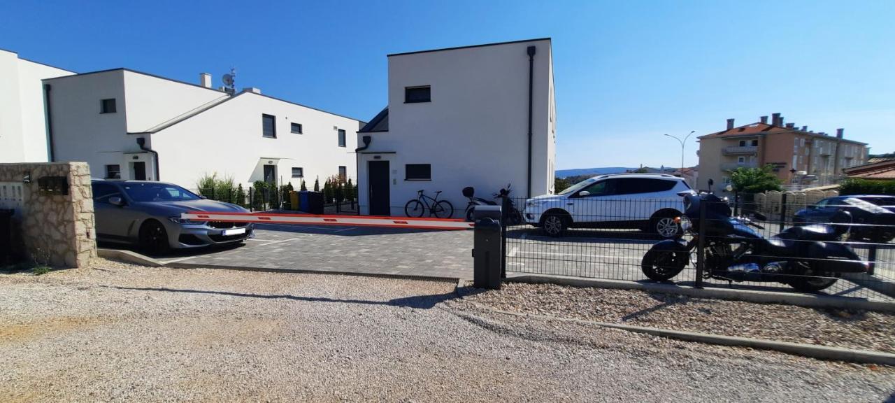 Sun Residence Krk Крк Экстерьер фото